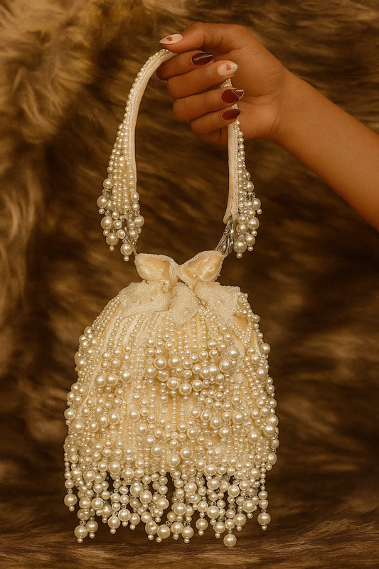 Full Pearl Potli