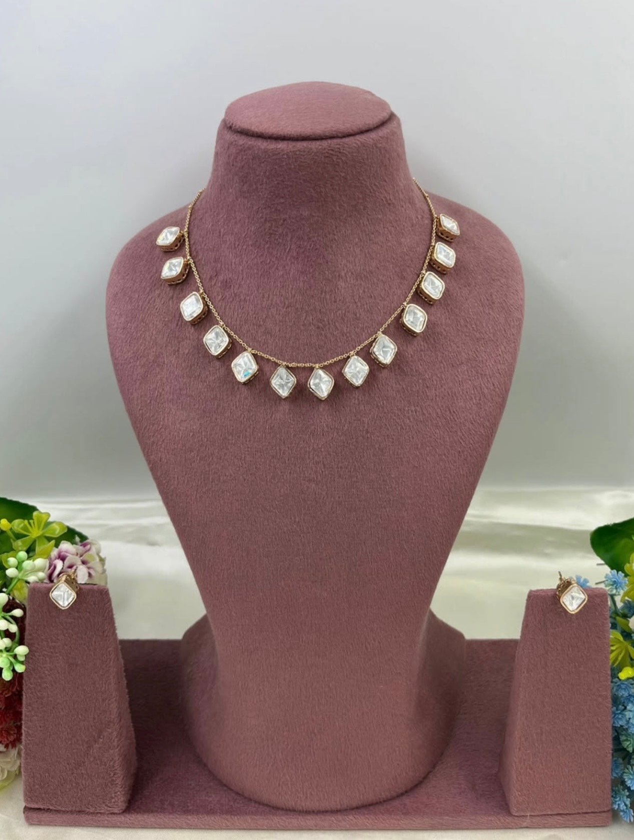 Kundan Collar Necklace Set