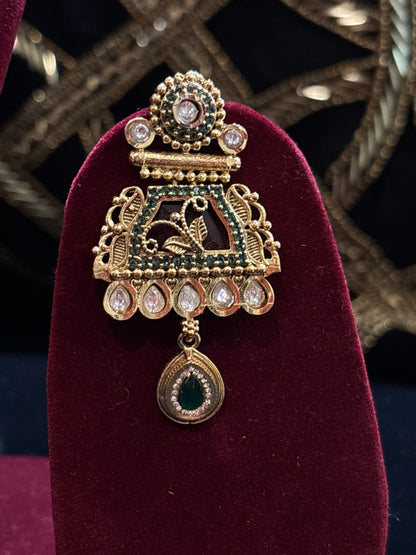 Kundan Collar Necklace Set