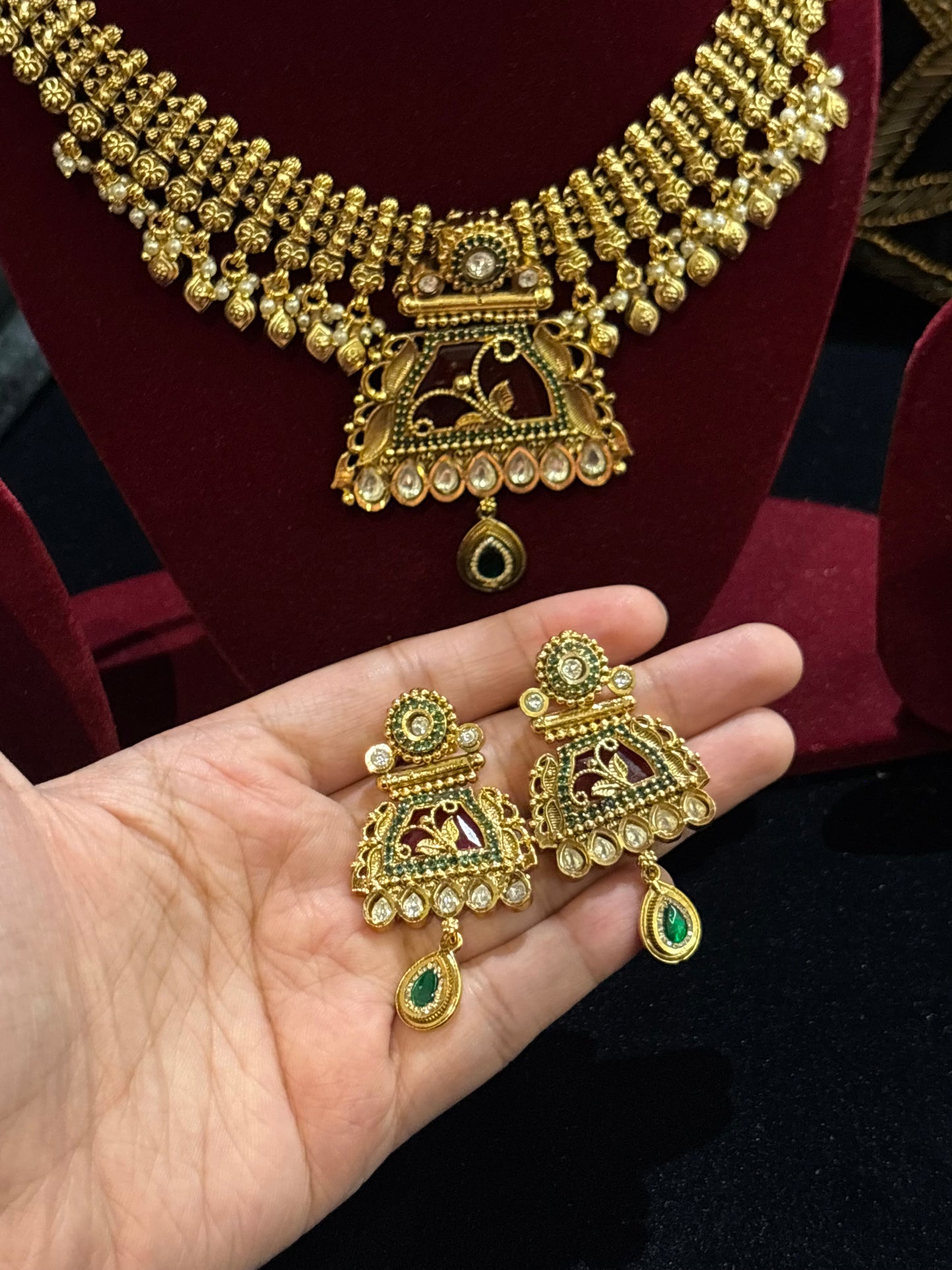 Kundan Collar Necklace Set